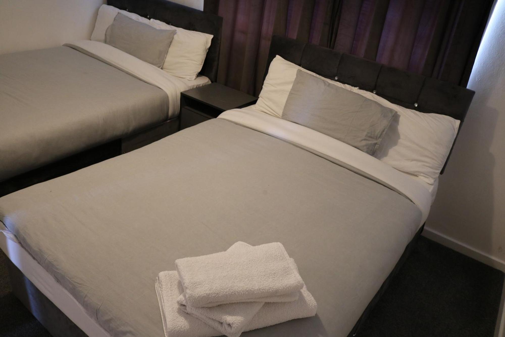 맨체스터 Cosy 2 Bed With Parking Near Piccadilly, Etihad Stadium And Coop Live Sleeps Up To 5 빌라 외부 사진